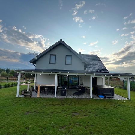 Dom Nad Morzem Z Jacuzzi 10 Osob Morze Przygod Villa Mieroszyno Eksteriør bilde