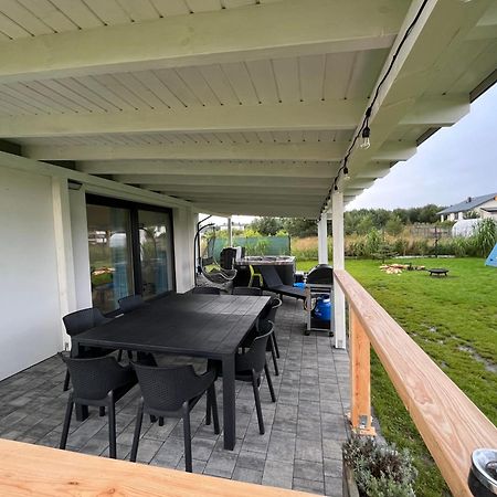 Dom Nad Morzem Z Jacuzzi 10 Osob Morze Przygod Villa Mieroszyno Eksteriør bilde