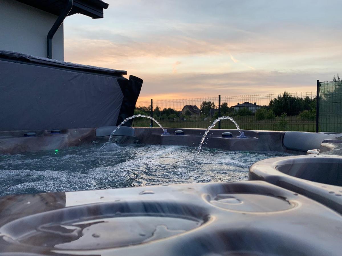 Dom Nad Morzem Z Jacuzzi 10 Osob Morze Przygod Villa Mieroszyno Eksteriør bilde