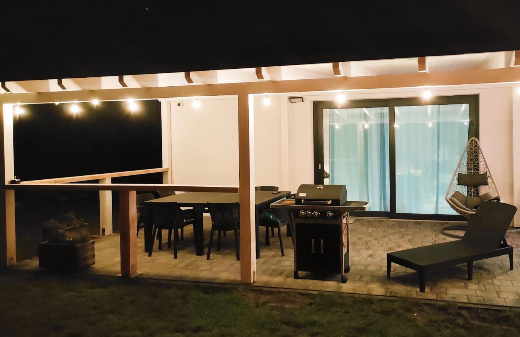 Dom Nad Morzem Z Jacuzzi 10 Osob Morze Przygod Villa Mieroszyno Eksteriør bilde