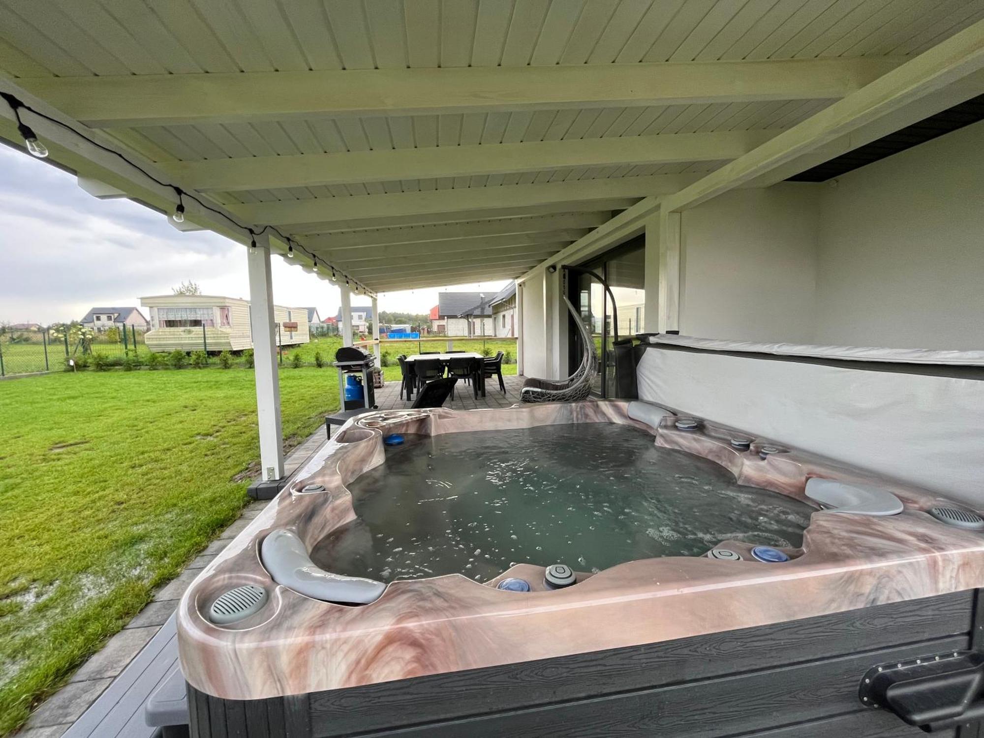 Dom Nad Morzem Z Jacuzzi 10 Osob Morze Przygod Villa Mieroszyno Eksteriør bilde